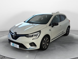 Renault Clio v clio e-tech 140
