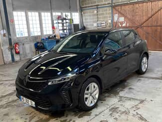 Renault Clio v nouvelle clio dci 100 gsr2